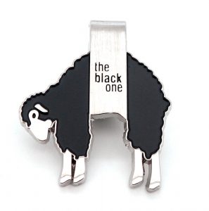 The Black One - Anhänger mit Schaf